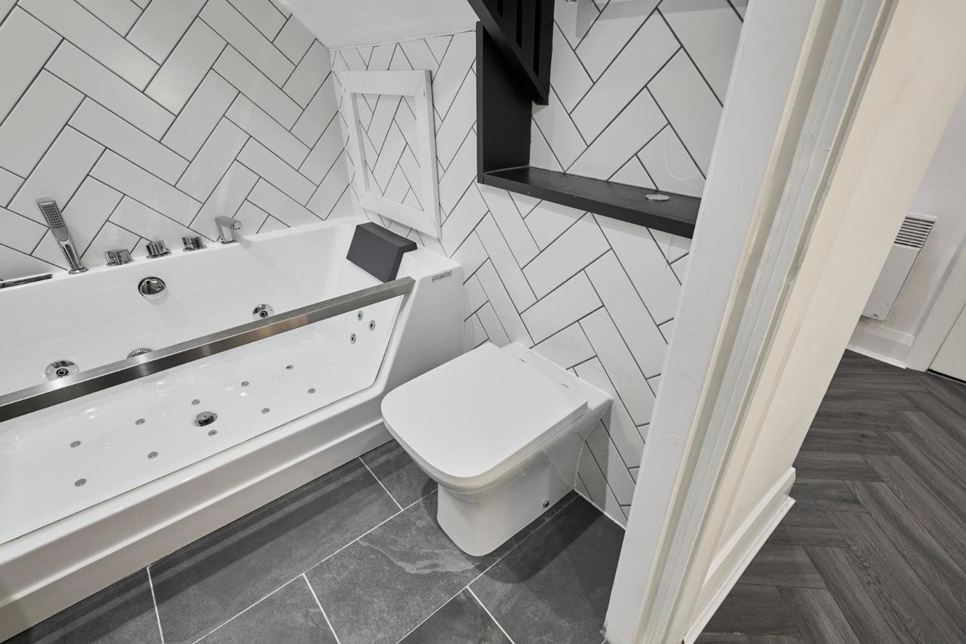 Host & Stay - Queen Square Hideaway Liverpool Exterior foto